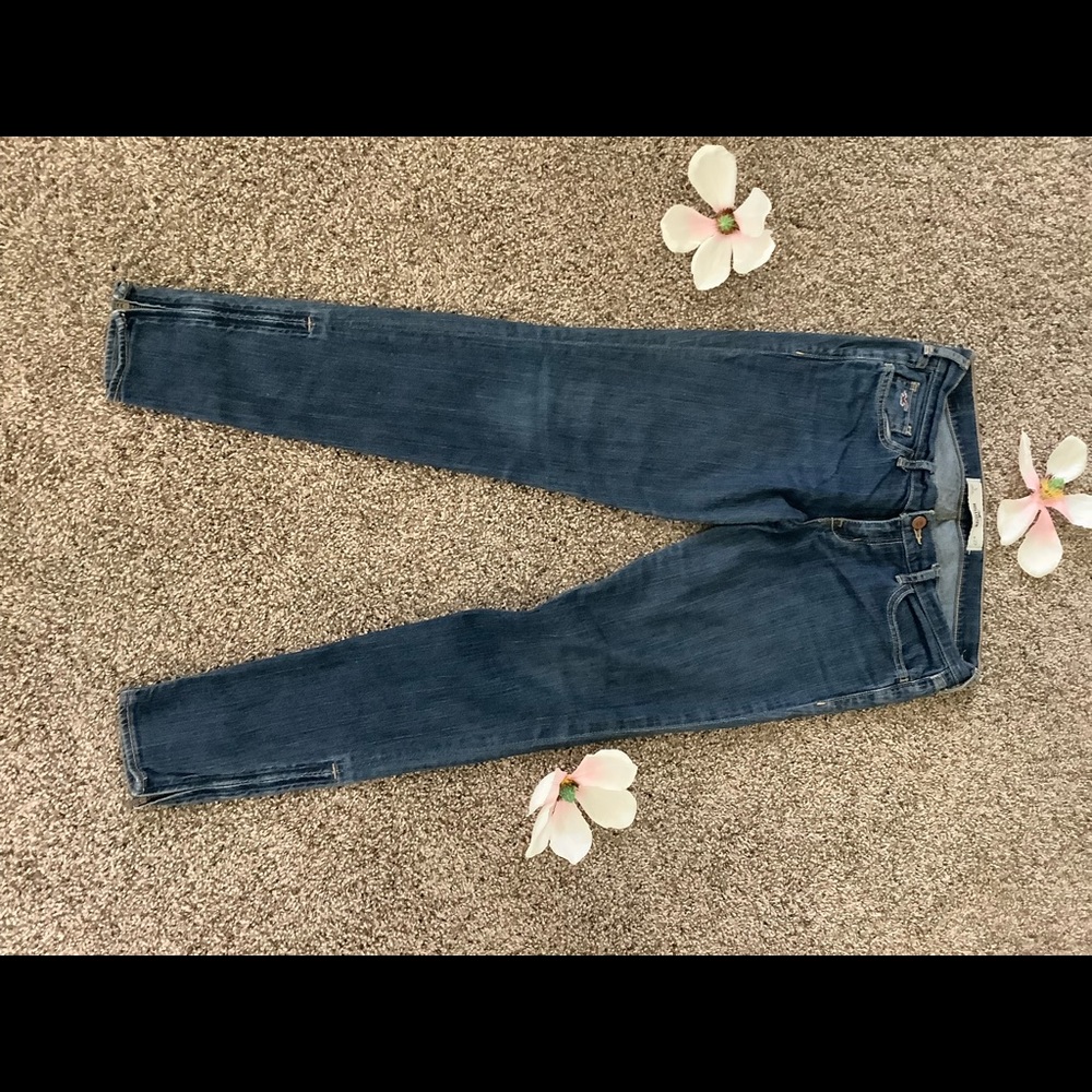 Hollister los rise jeans size 5
